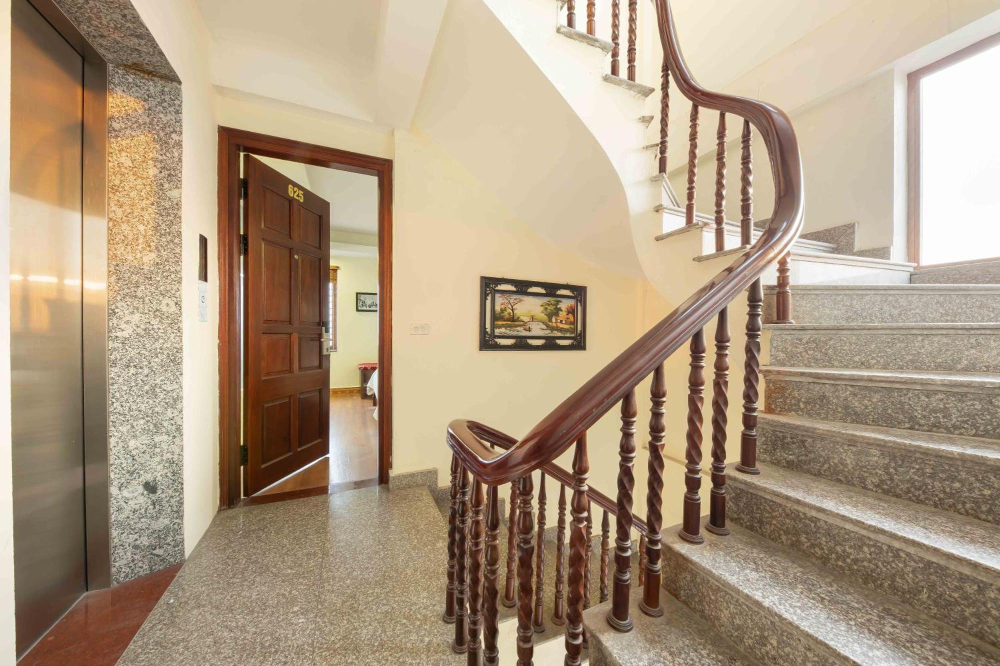Viet Village Airport Hotel & Restaurants Hanoi Exterior foto