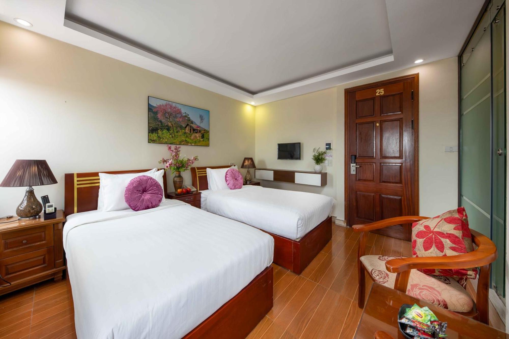 Viet Village Airport Hotel & Restaurants Hanoi Exterior foto